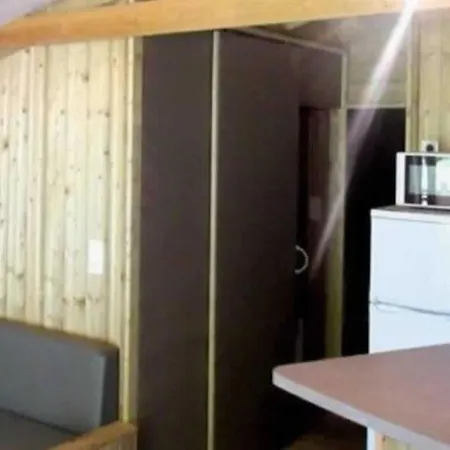 Parque de Campismo Confortable Avec Animaux Admis - 4 Pers. - Api-1-52-2827 Grayan-et-l'Hopital