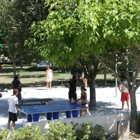 Confortable Avec Animaux Admis - 4 Pers. - Api-1-52-2827 Parque de Campismo