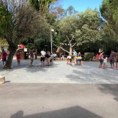 Parque de Campismo Confortable Avec Animaux Admis - 4 Pers. - Api-1-52-2827 Grayan-et-l'Hopital